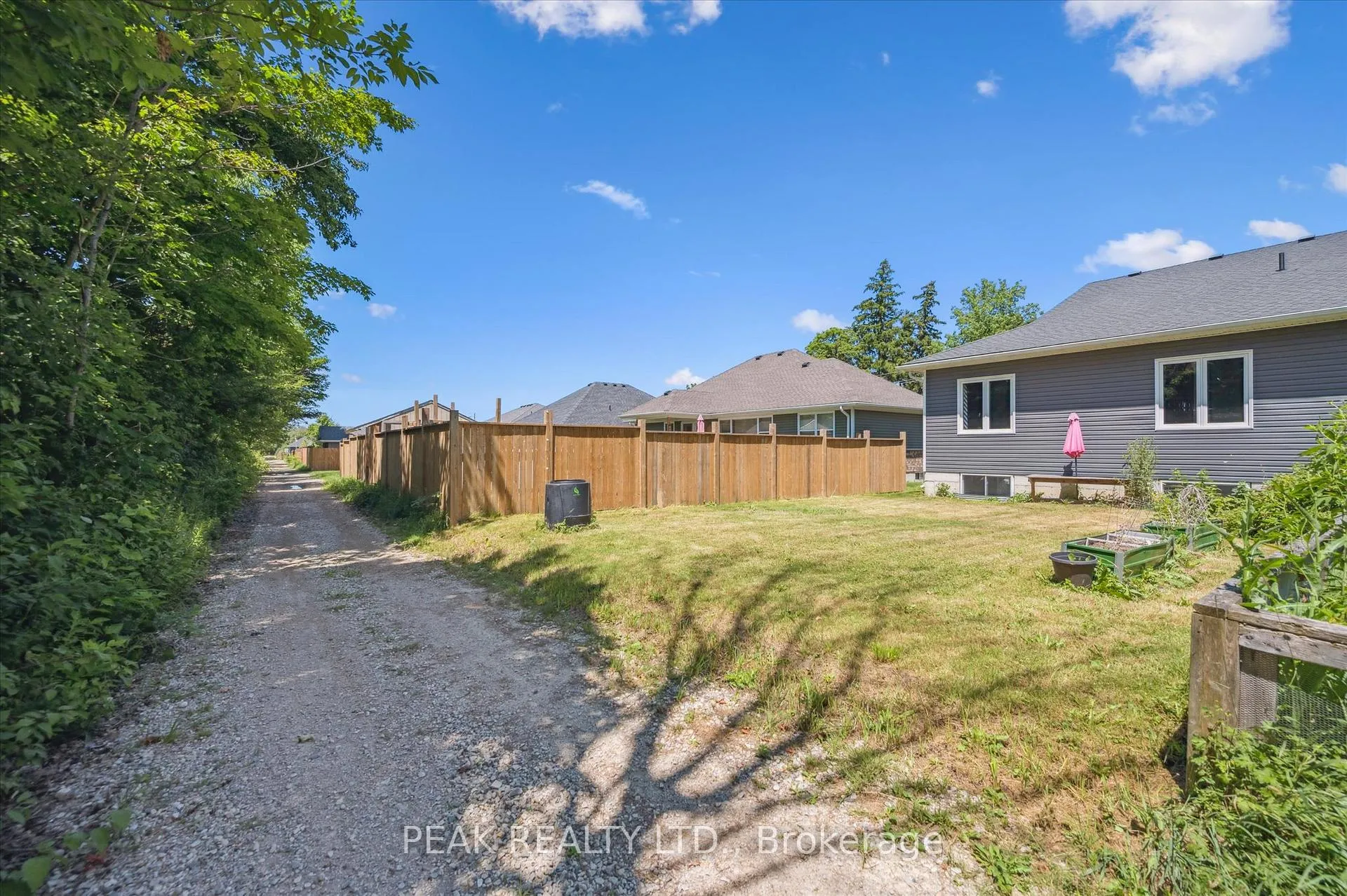 Photo 39 of 22 Ann Street S, Minto — HOMEH