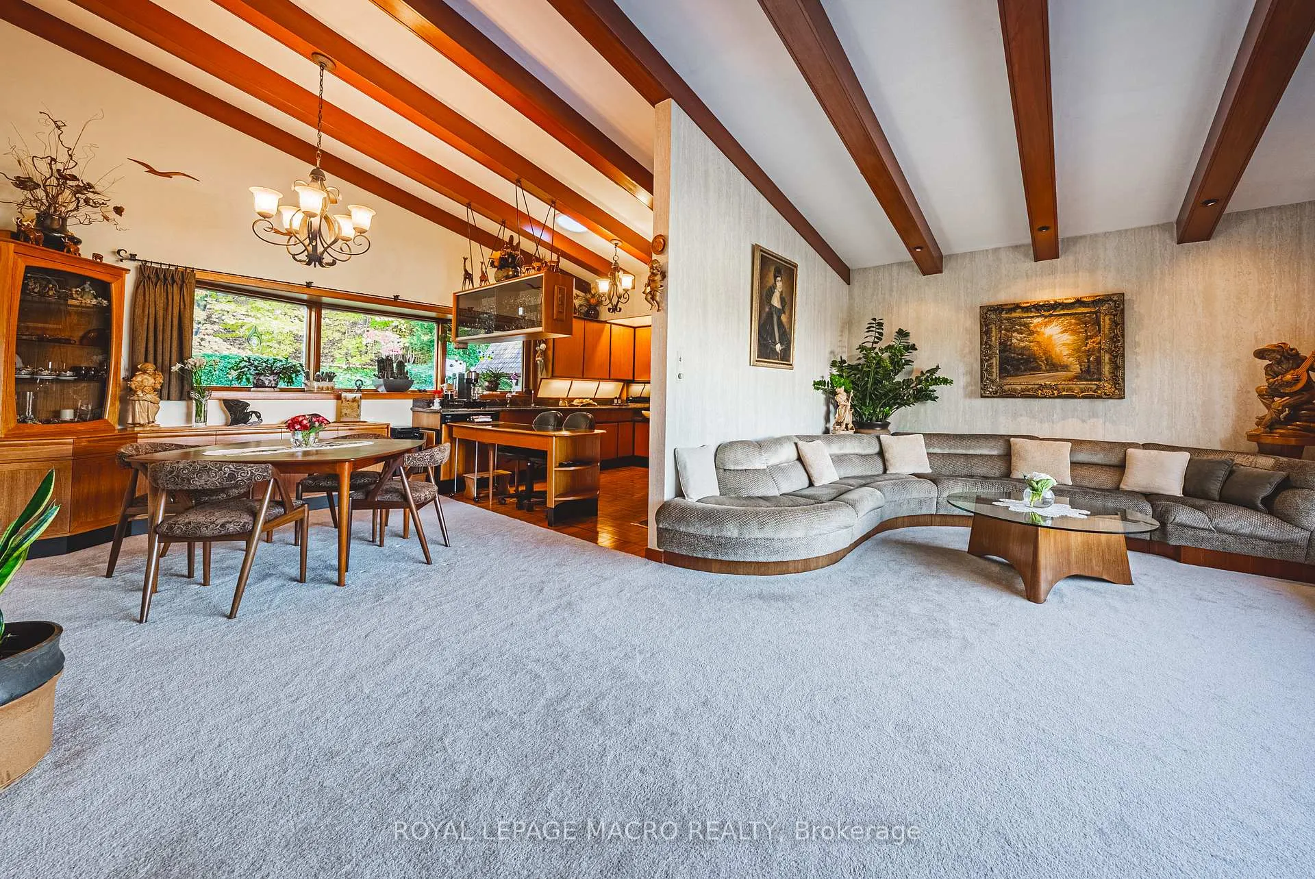 Photo 7 of 36 Maple Drive, Hamilton, Stoney Creek — HOMEH