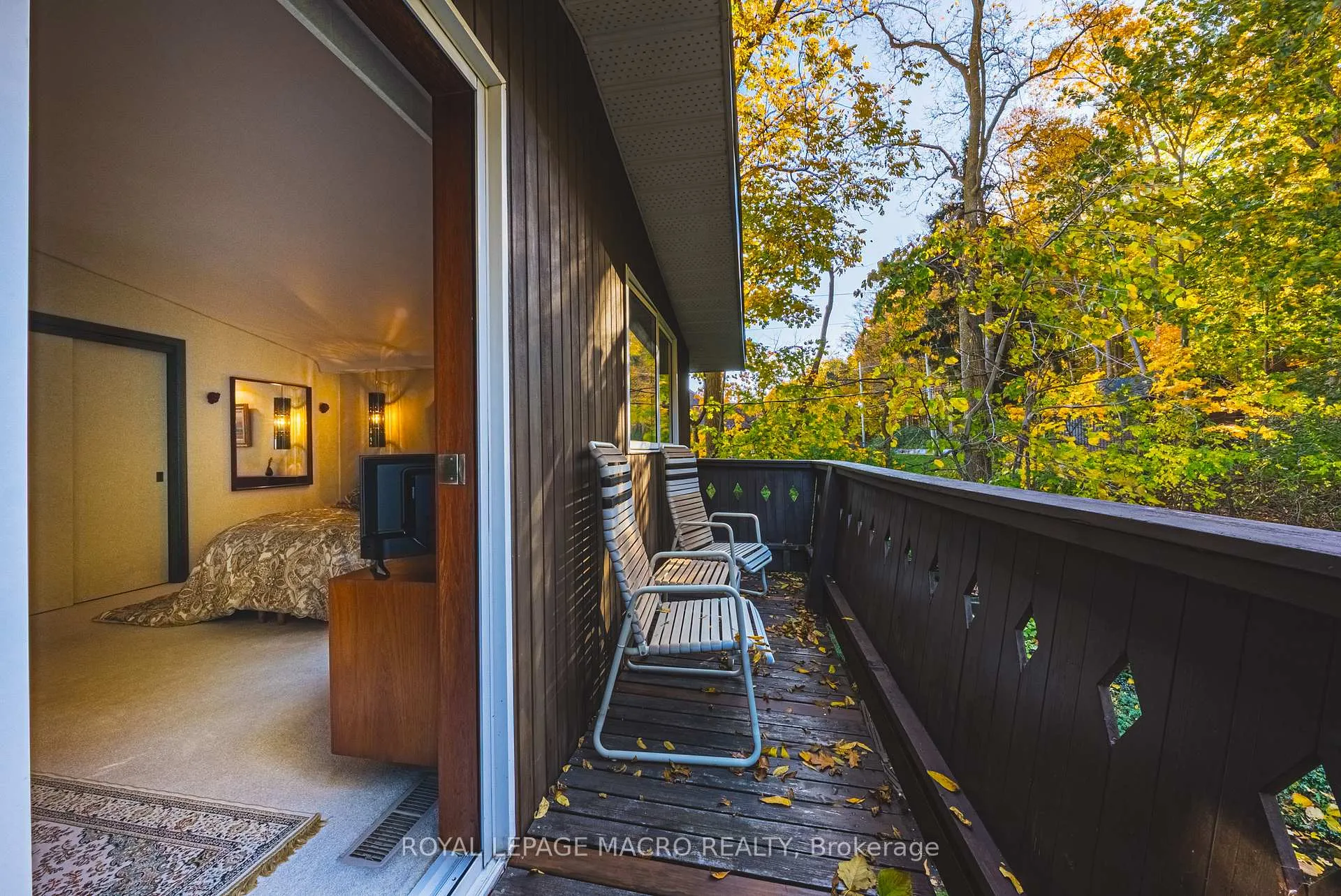 Photo 20 of 36 Maple Drive, Hamilton, Stoney Creek — HOMEH