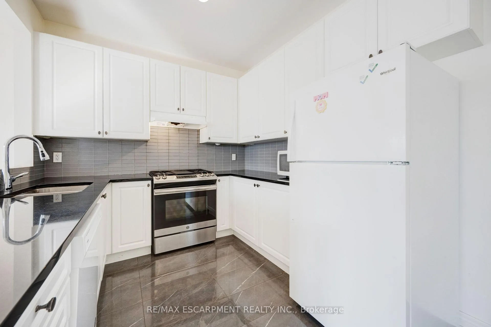Photo 14 of 489 Downes Jackson Heights, Milton, Harrison — HOMEH