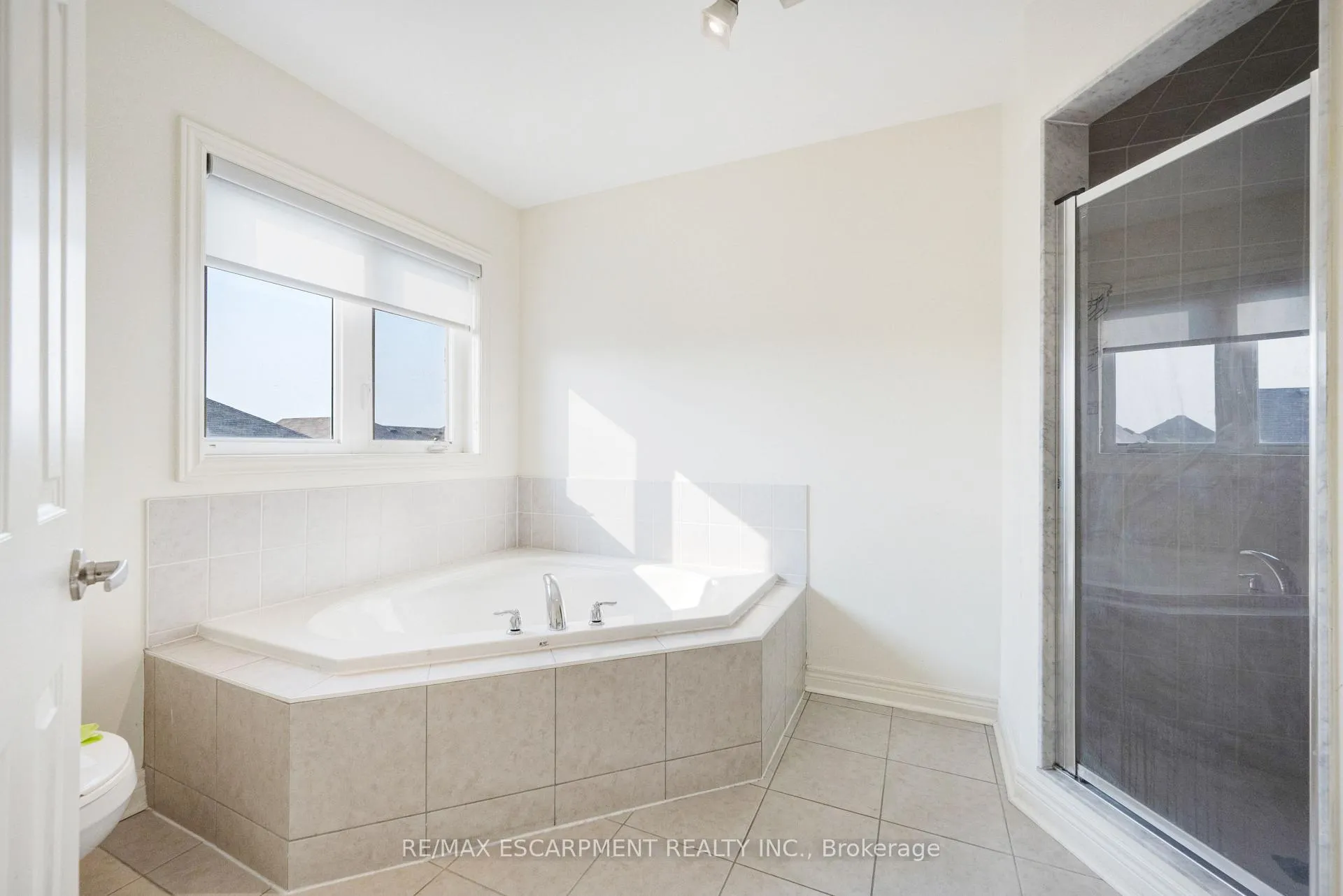 Photo 30 of 489 Downes Jackson Heights, Milton, Harrison — HOMEH