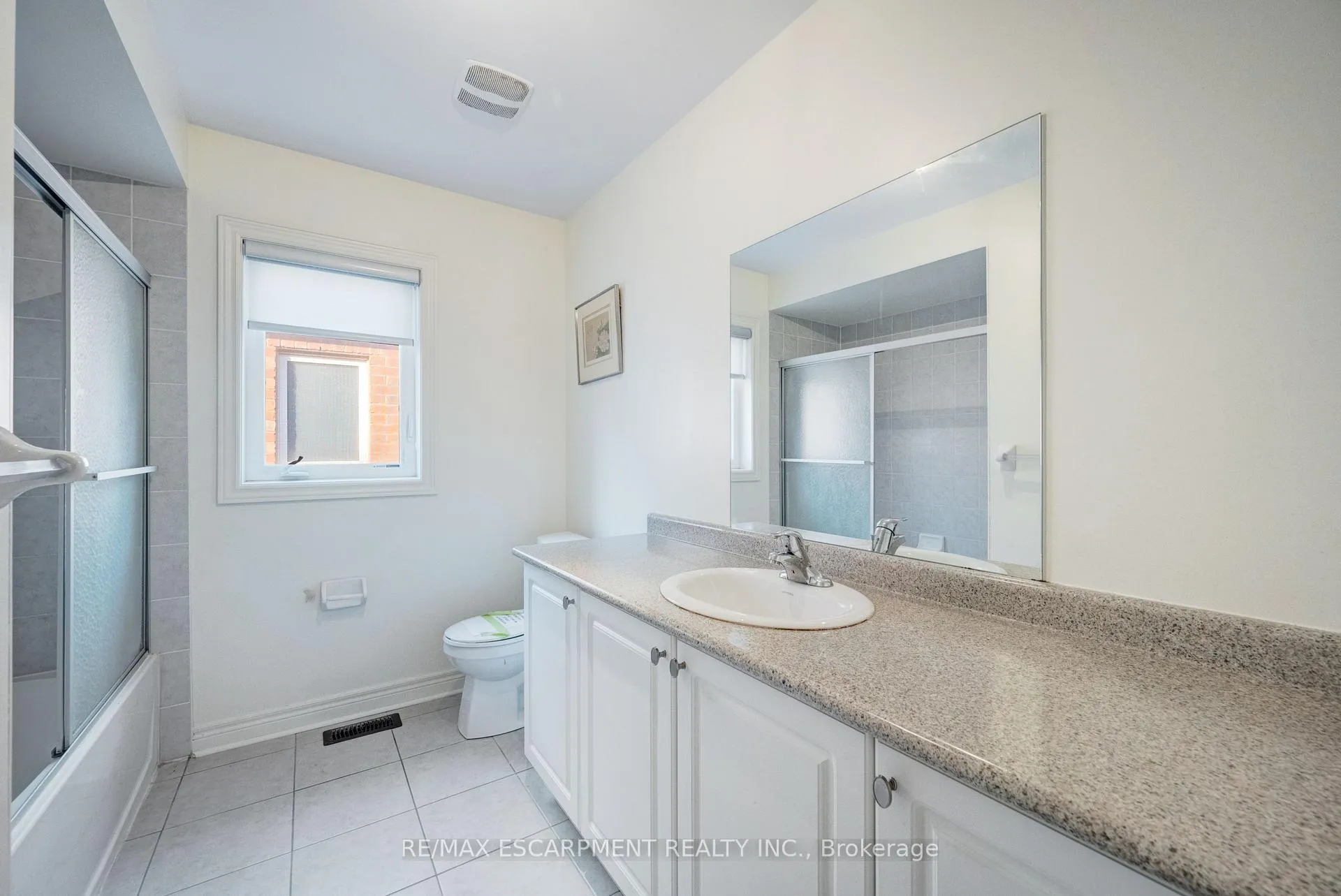 Photo 33 of 489 Downes Jackson Heights, Milton, Harrison — HOMEH