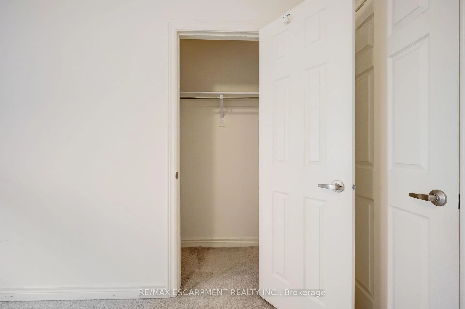 Photo 41 of 489 Downes Jackson Heights, Milton, Harrison — HOMEH