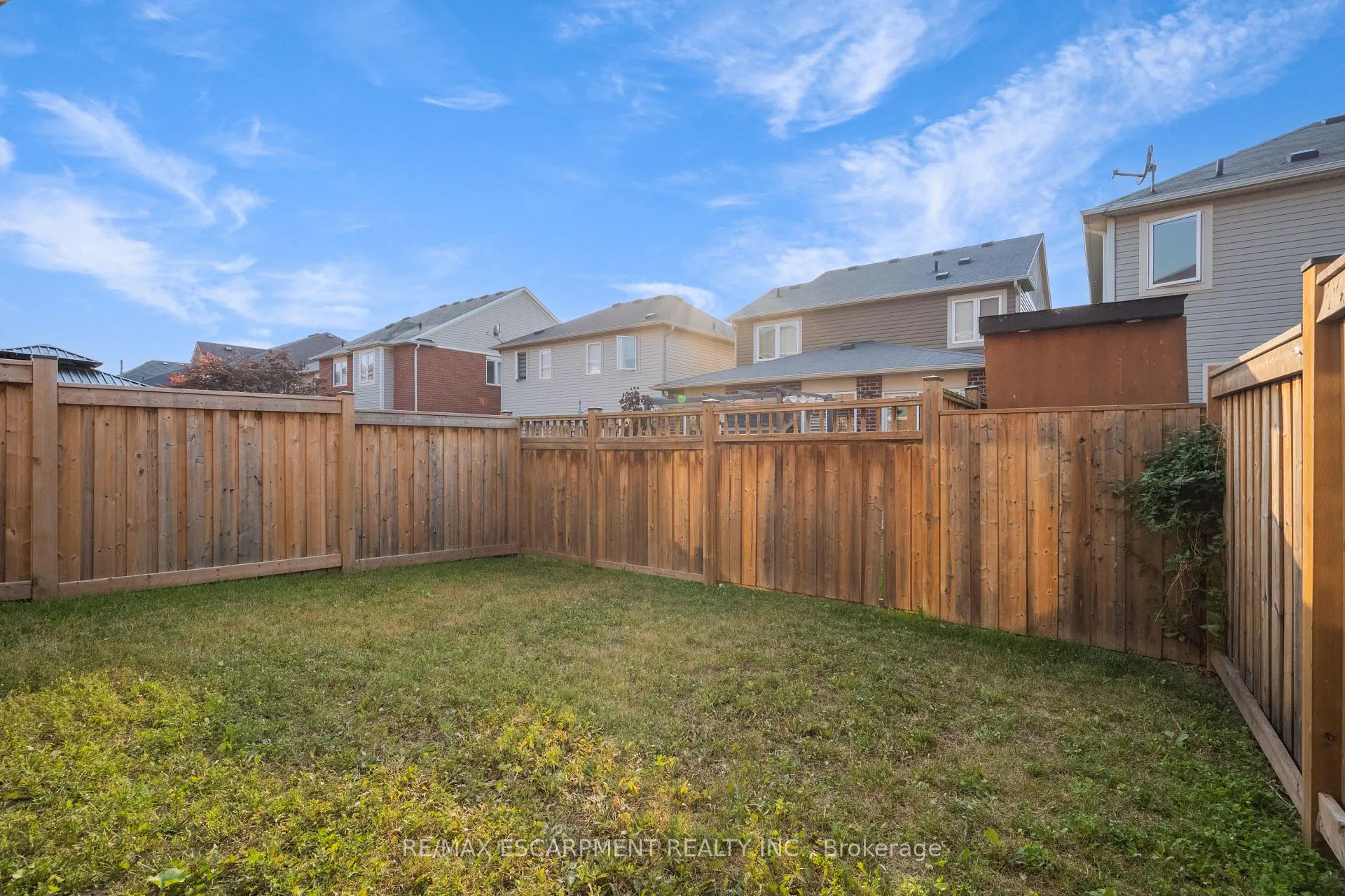 Photo 47 of 489 Downes Jackson Heights, Milton, Harrison — HOMEH