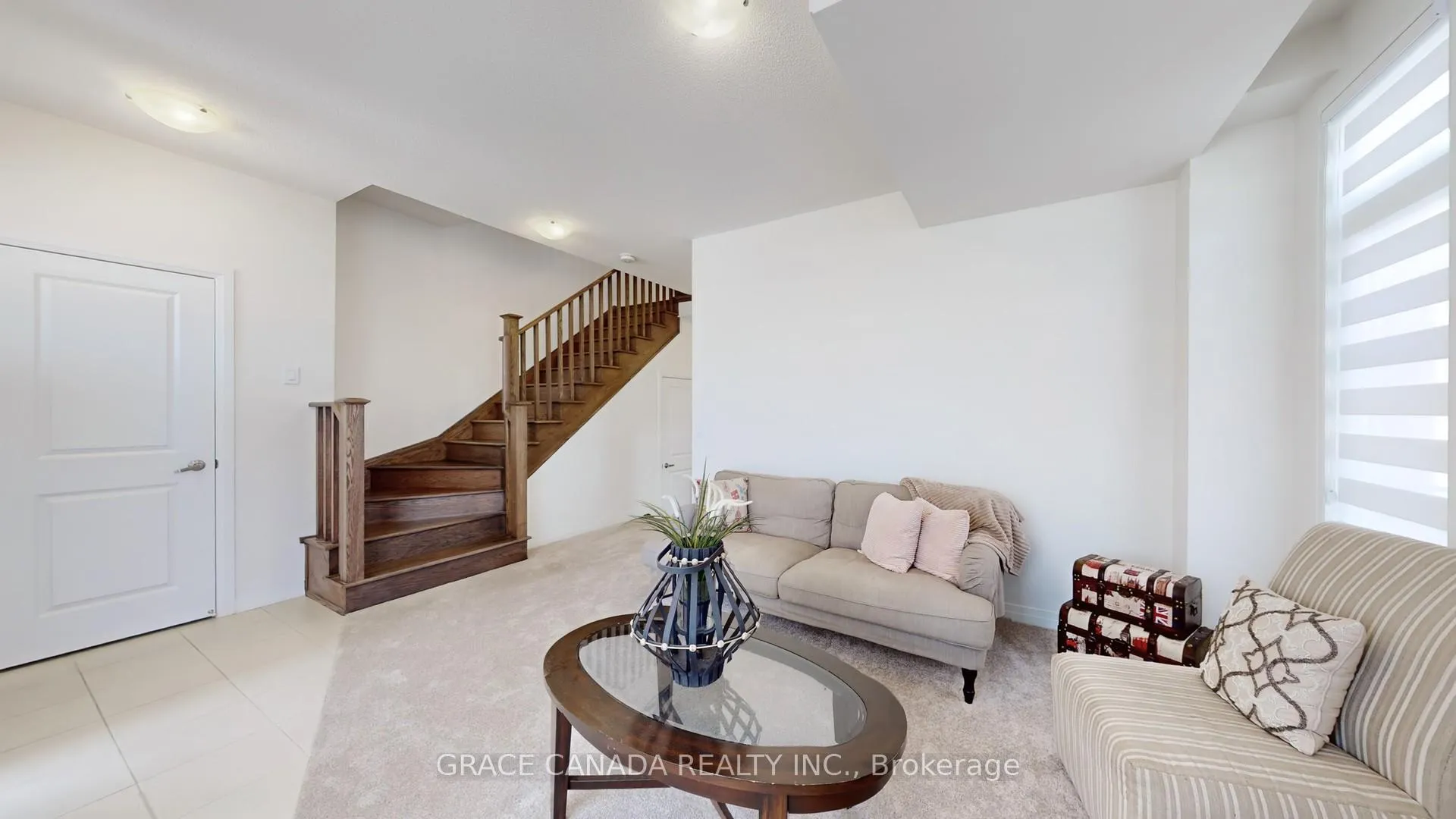 Photo 9 of 469 Provident Way, Hamilton, Mount Hope — HOMEH