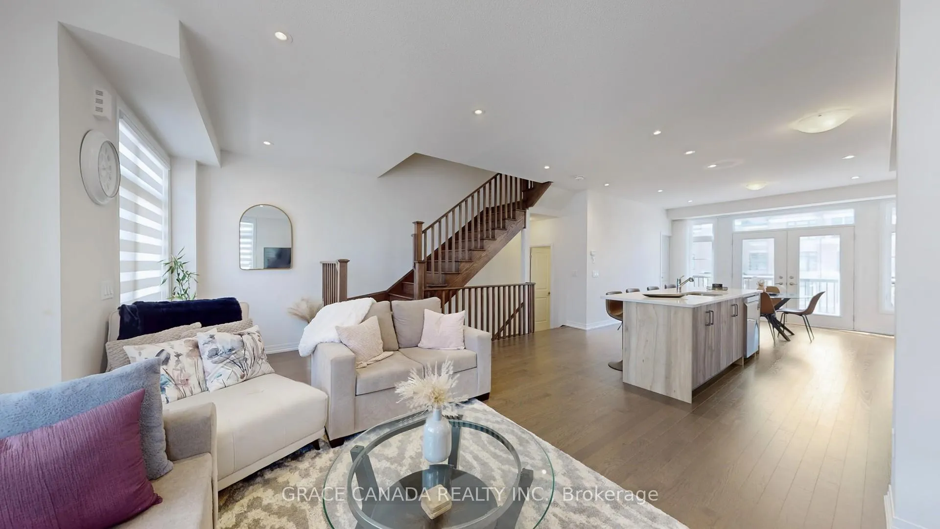 Photo 15 of 469 Provident Way, Hamilton, Mount Hope — HOMEH