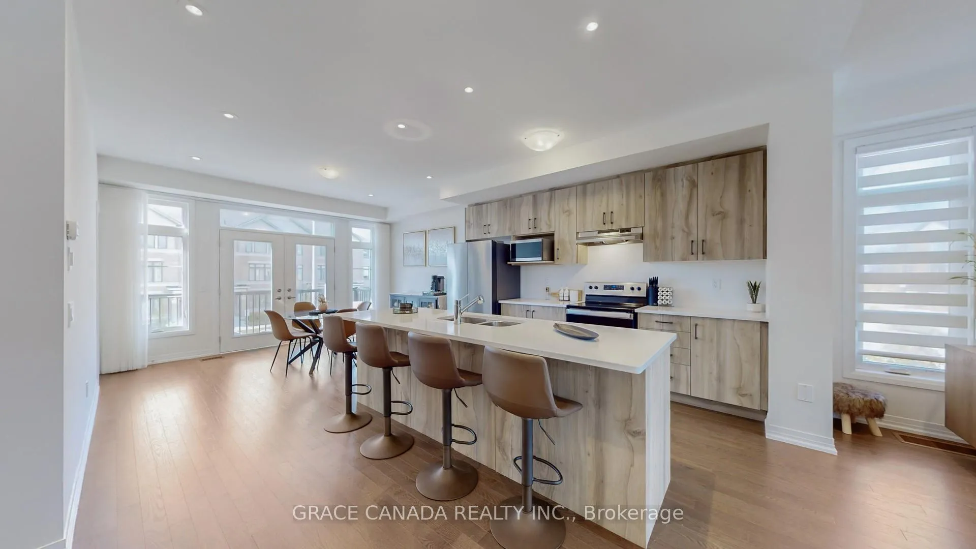 Photo 16 of 469 Provident Way, Hamilton, Mount Hope — HOMEH