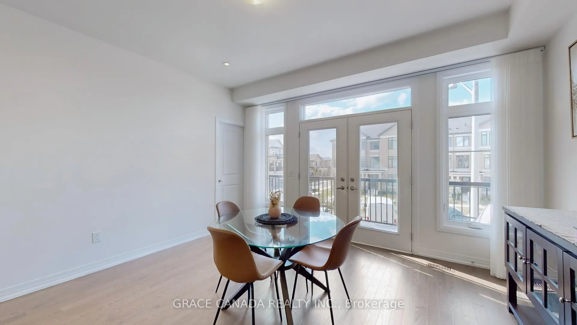 Photo 21 of 469 Provident Way, Hamilton, Mount Hope — HOMEH