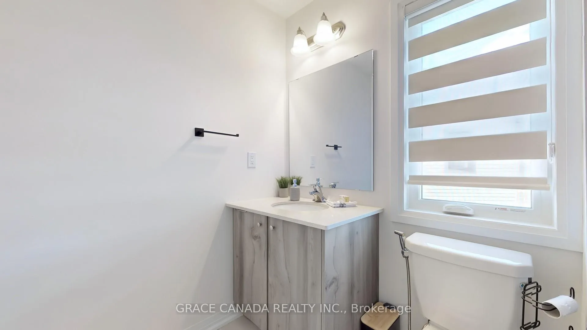 Photo 43 of 469 Provident Way, Hamilton, Mount Hope — HOMEH