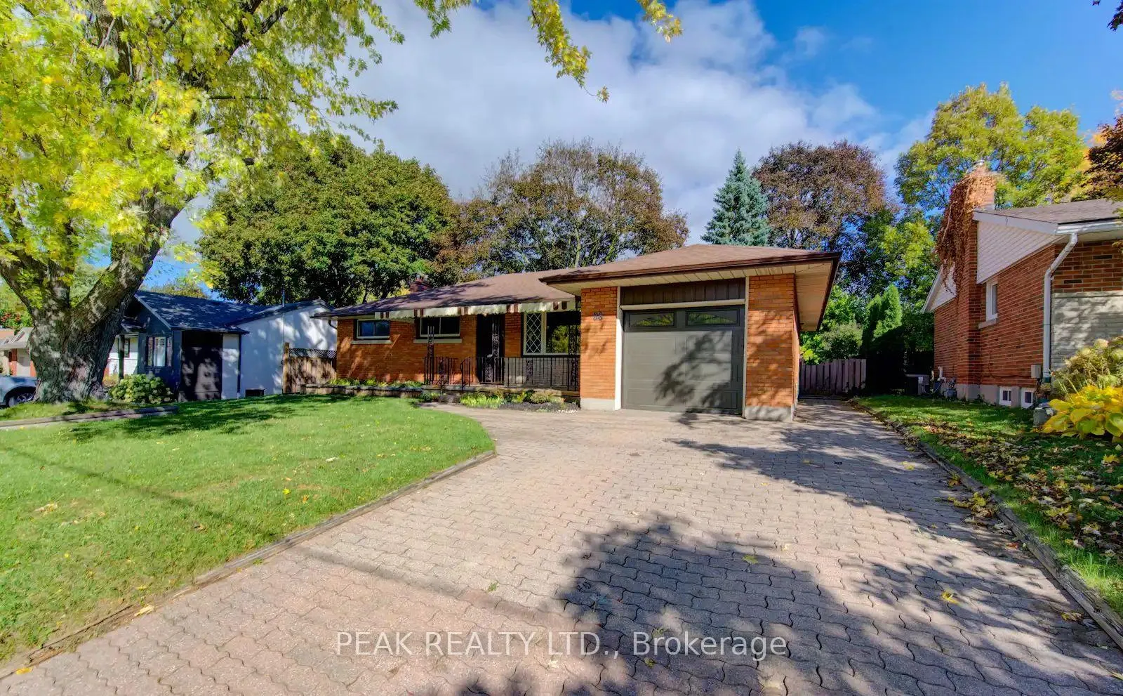 Photo 3 of 88 Ellis Crescent, Waterloo — HOMEH