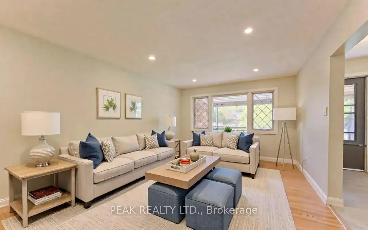 Photo 10 of 88 Ellis Crescent, Waterloo — HOMEH