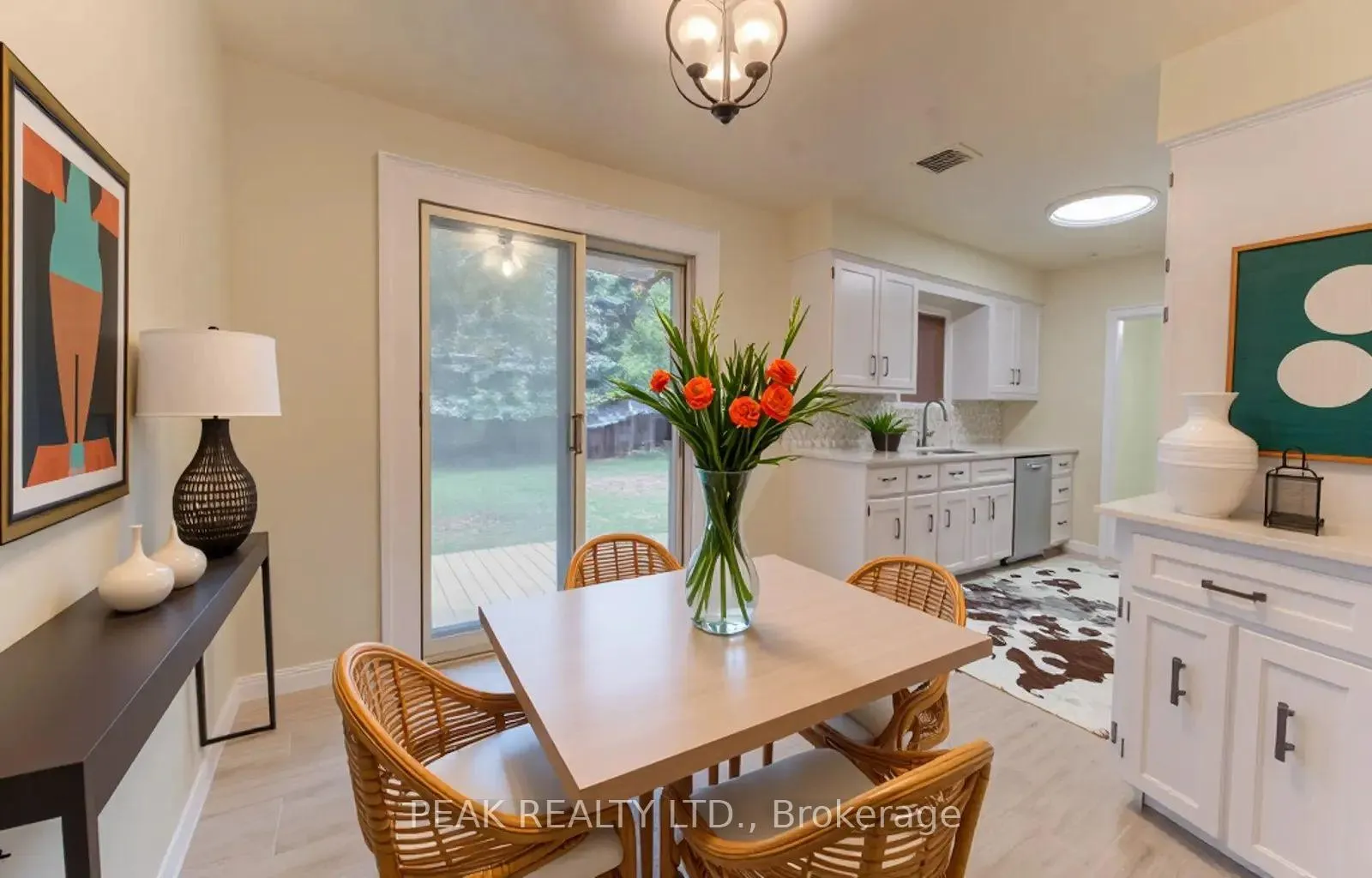 Photo 25 of 88 Ellis Crescent, Waterloo — HOMEH