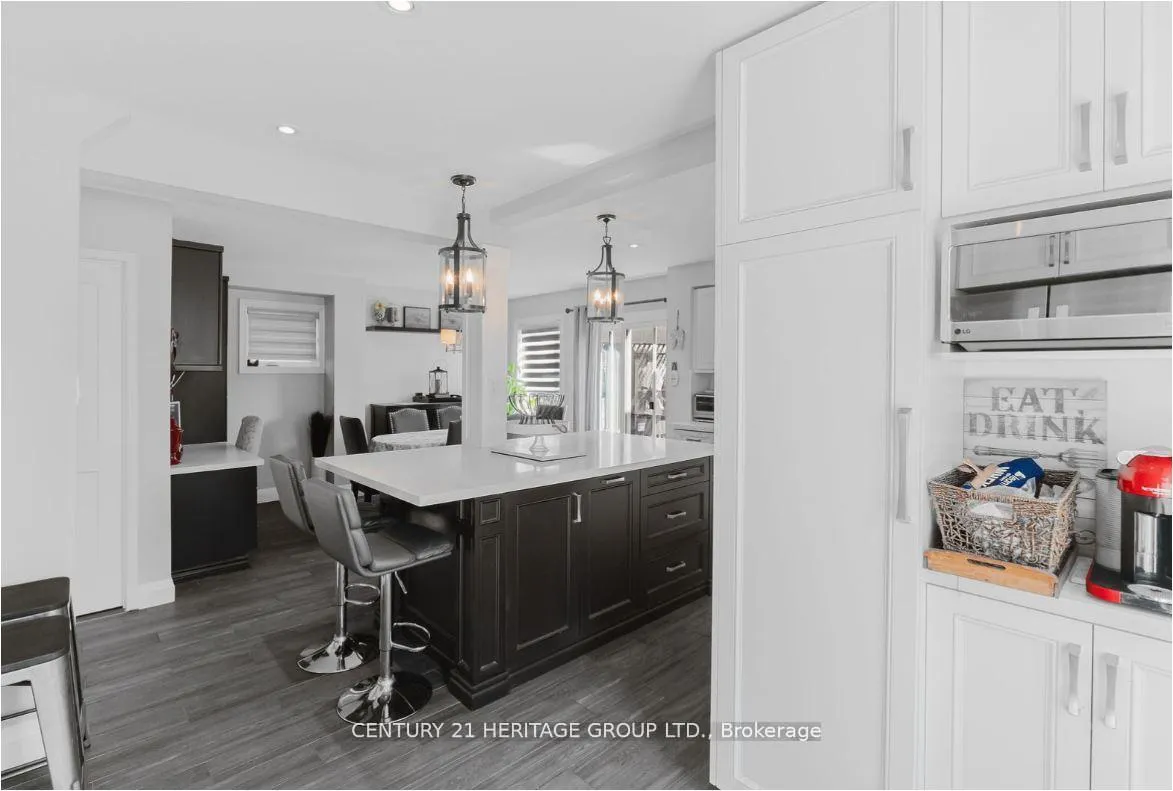 Photo 11 of 147 Pentland Crescent, Vaughan, Maple — HOMEH