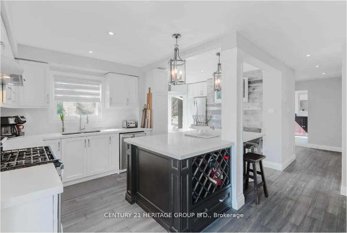 Photo 14 of 147 Pentland Crescent, Vaughan, Maple — HOMEH