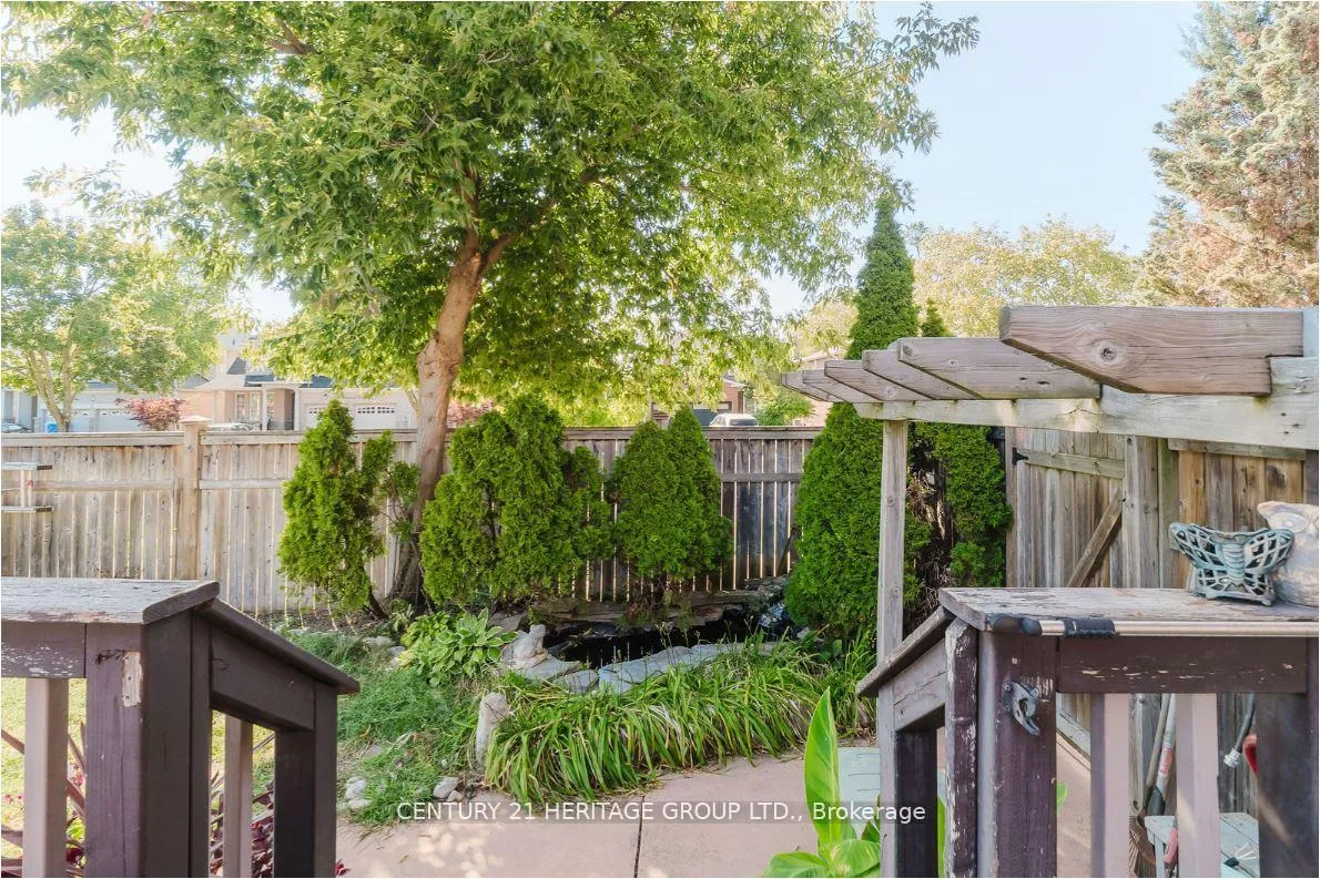 Photo 38 of 147 Pentland Crescent, Vaughan, Maple — HOMEH