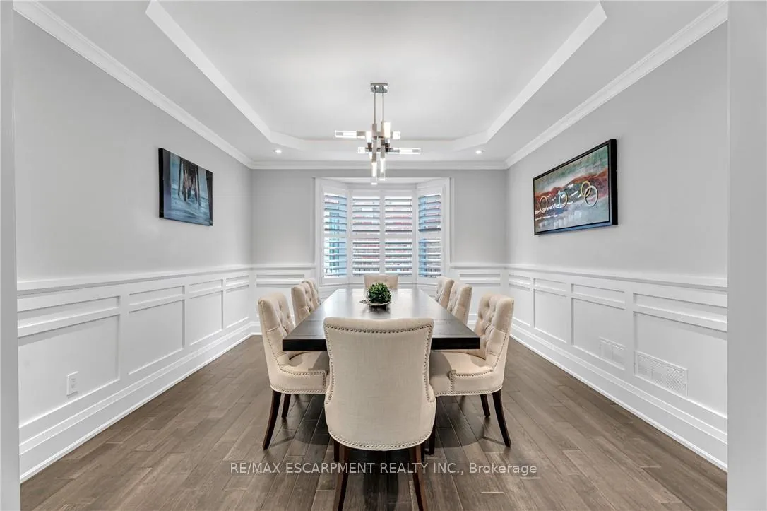 Photo 11 of 120 Davidson Boulevard, Hamilton, Dundas — HOMEH