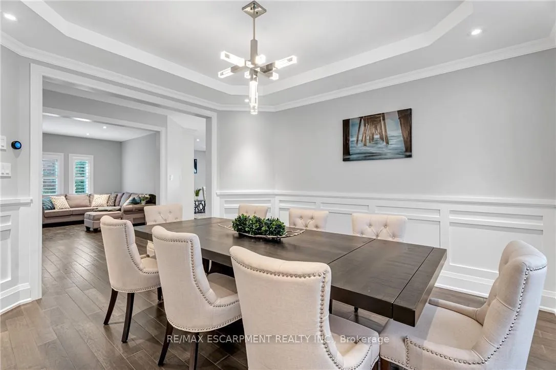 Photo 12 of 120 Davidson Boulevard, Hamilton, Dundas — HOMEH