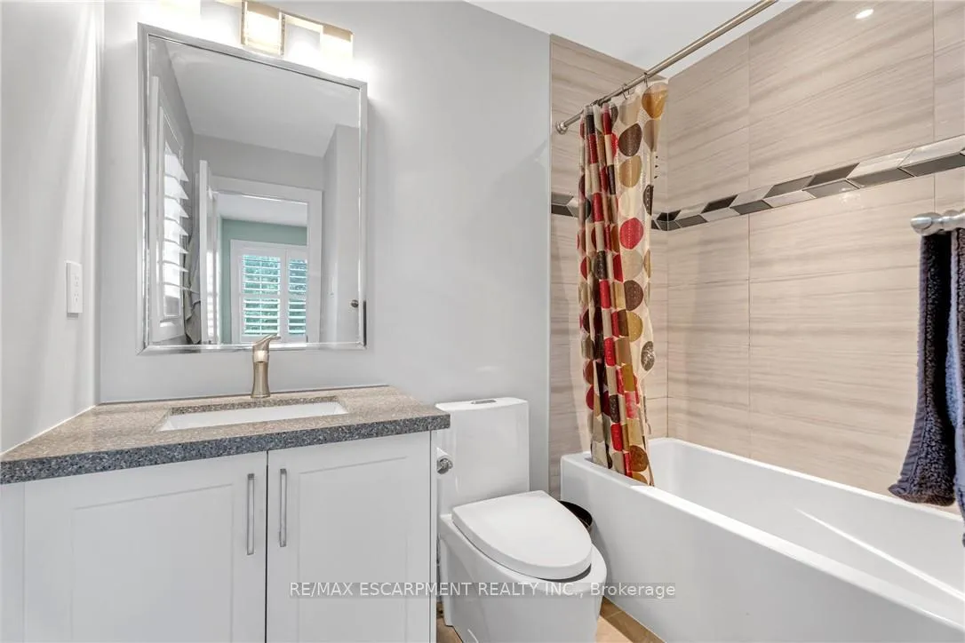 Photo 22 of 120 Davidson Boulevard, Hamilton, Dundas — HOMEH