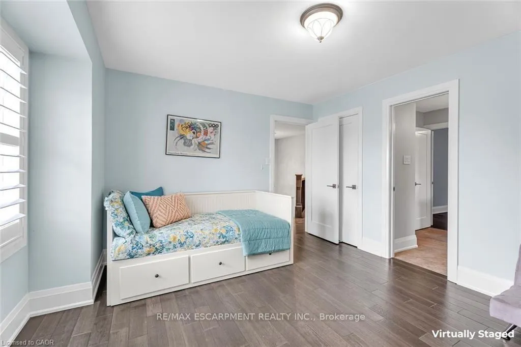Photo 24 of 120 Davidson Boulevard, Hamilton, Dundas — HOMEH