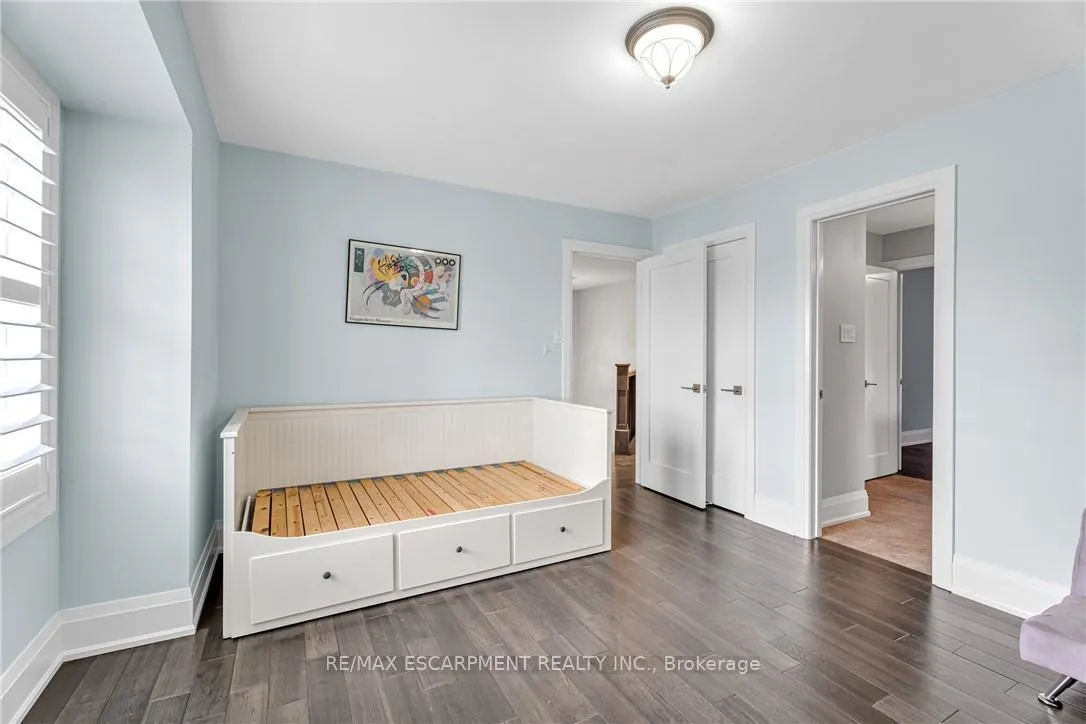 Photo 25 of 120 Davidson Boulevard, Hamilton, Dundas — HOMEH