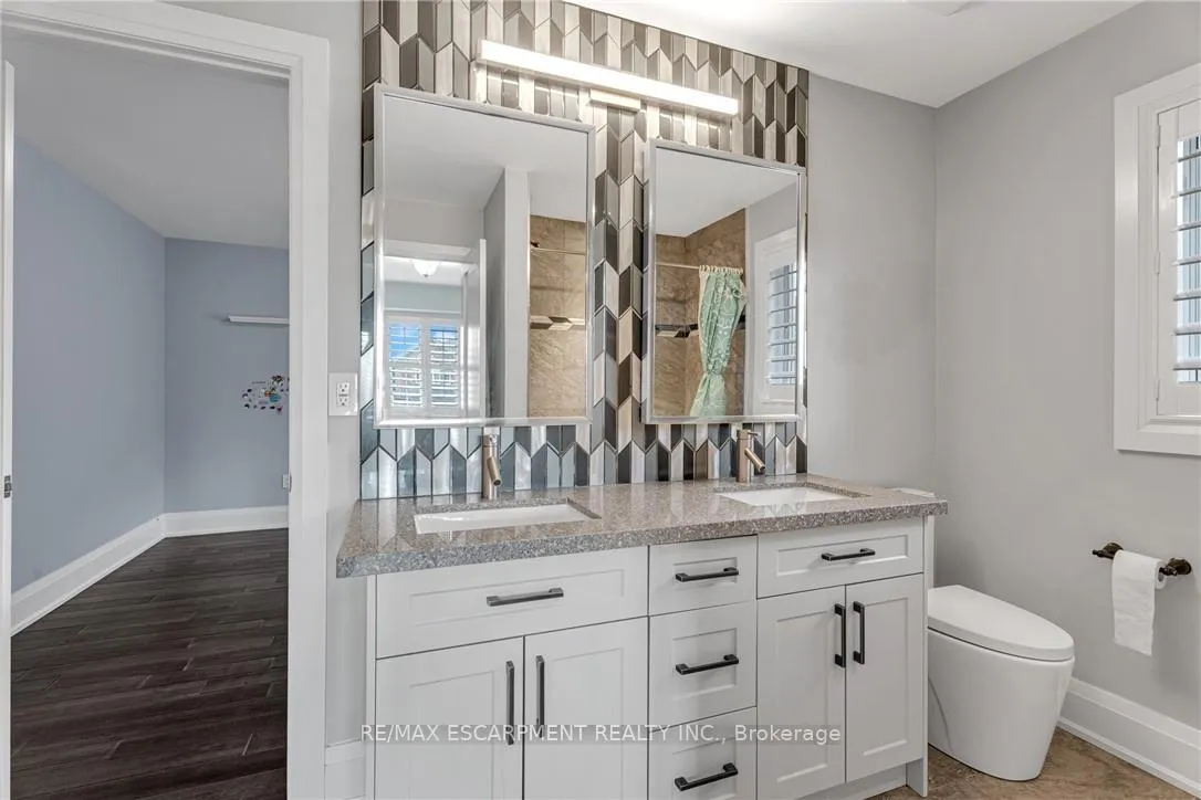 Photo 26 of 120 Davidson Boulevard, Hamilton, Dundas — HOMEH