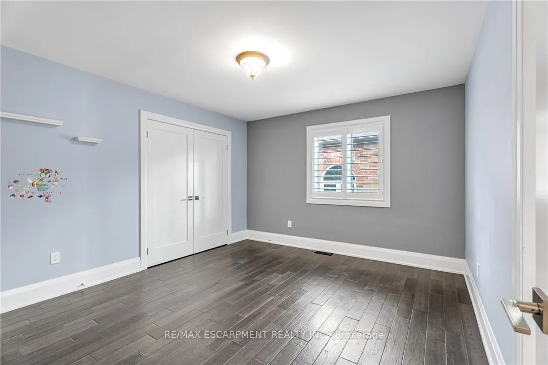 Photo 29 of 120 Davidson Boulevard, Hamilton, Dundas — HOMEH
