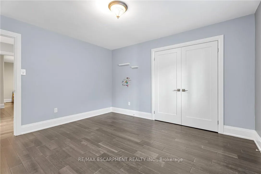 Photo 30 of 120 Davidson Boulevard, Hamilton, Dundas — HOMEH