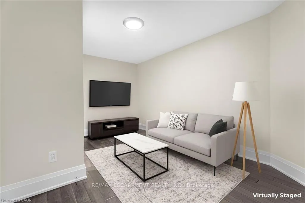 Photo 31 of 120 Davidson Boulevard, Hamilton, Dundas — HOMEH