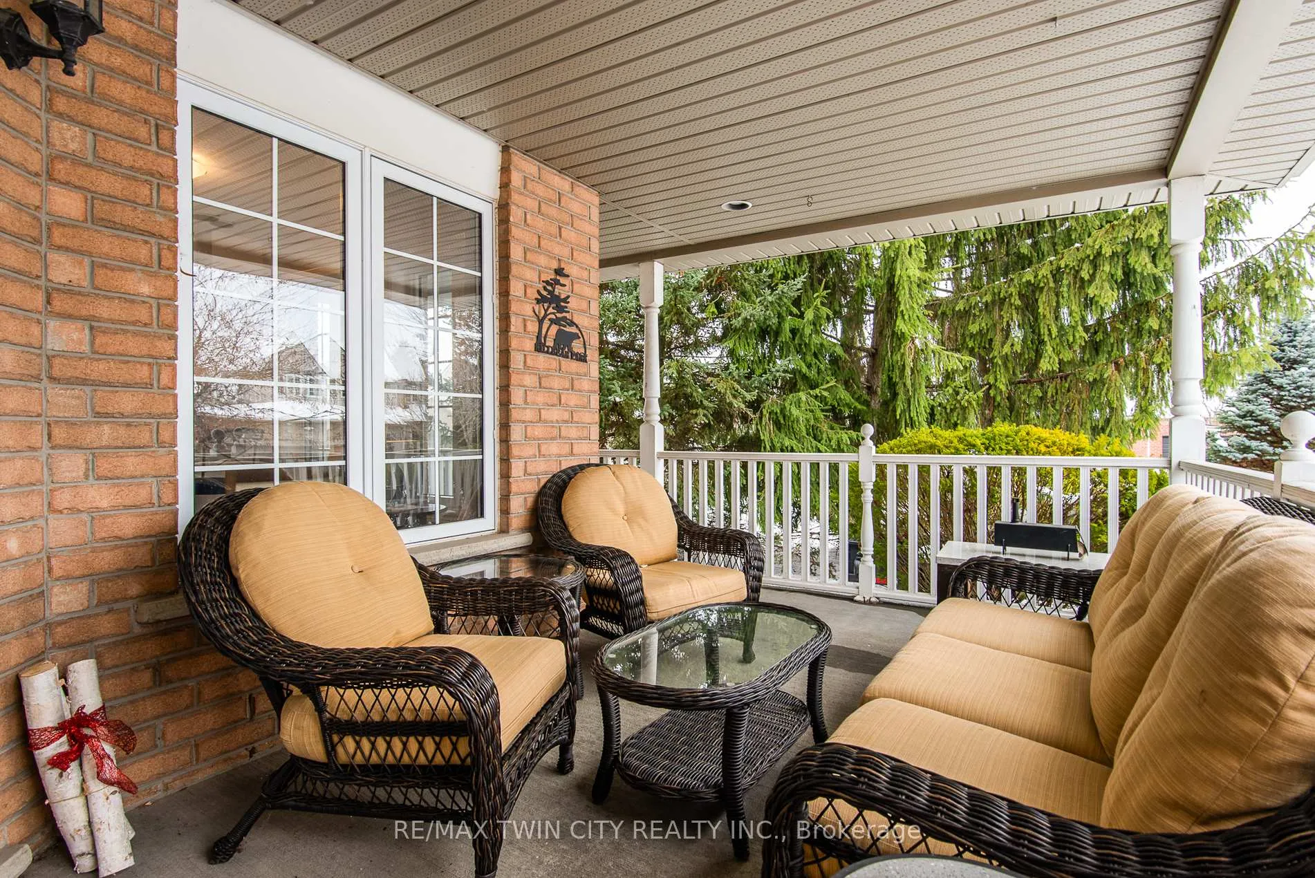 Photo 2 of 148 Winding Wood Crescent, Kitchener — HOMEH