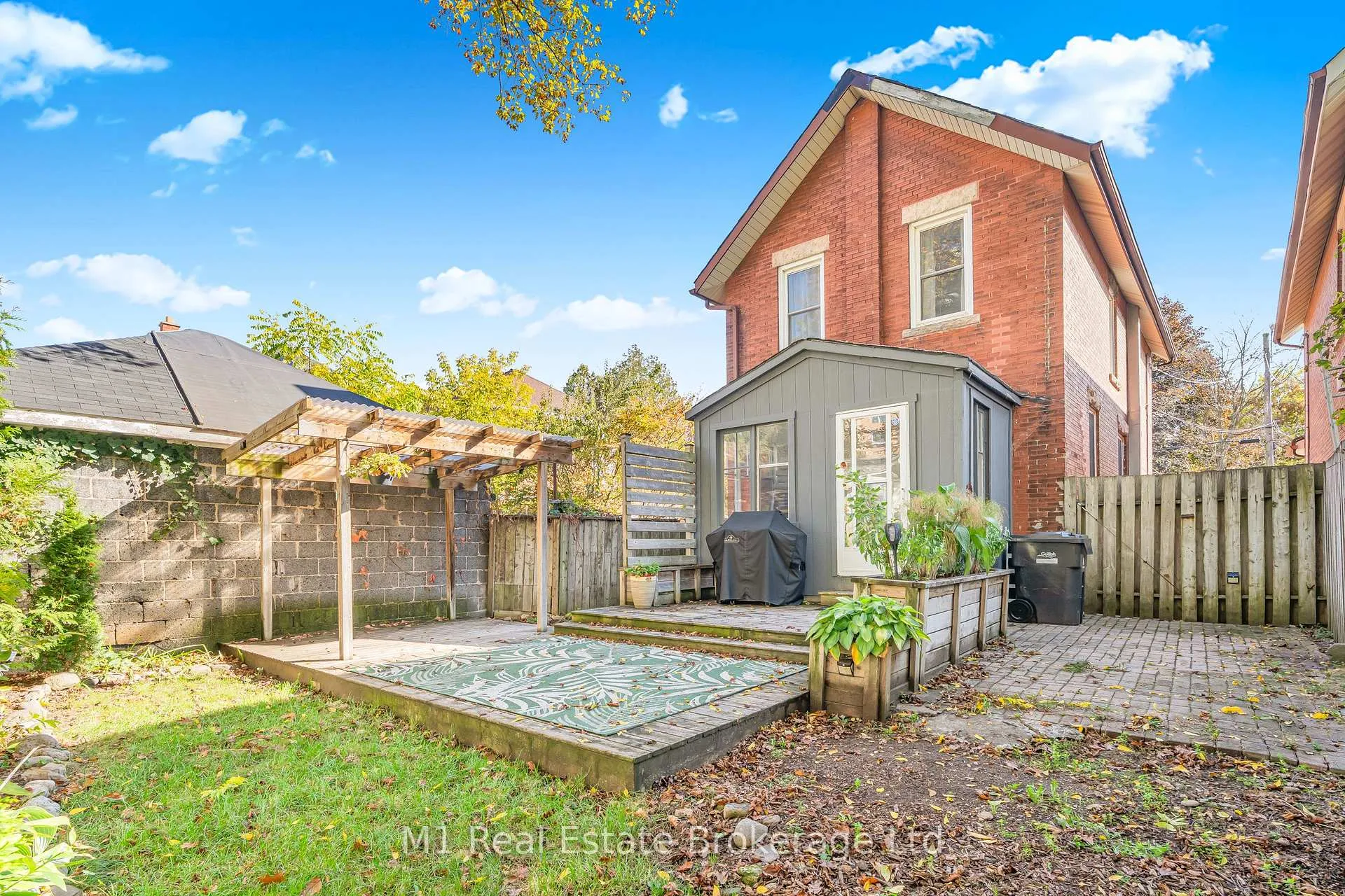 Photo 11 of 60 Howitt Street, Guelph, St. Patrick's Ward — HOMEH