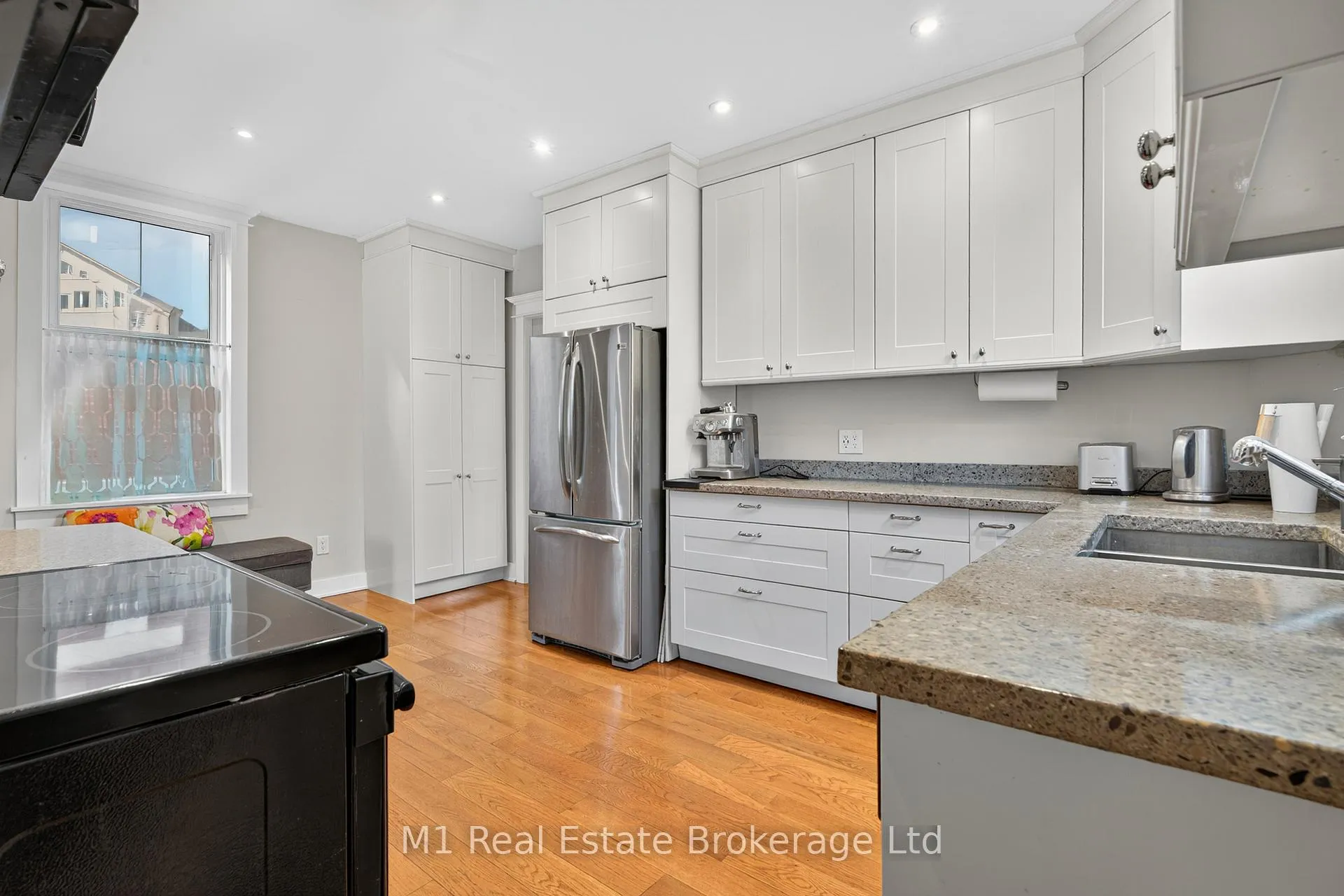 Photo 17 of 60 Howitt Street, Guelph, St. Patrick's Ward — HOMEH