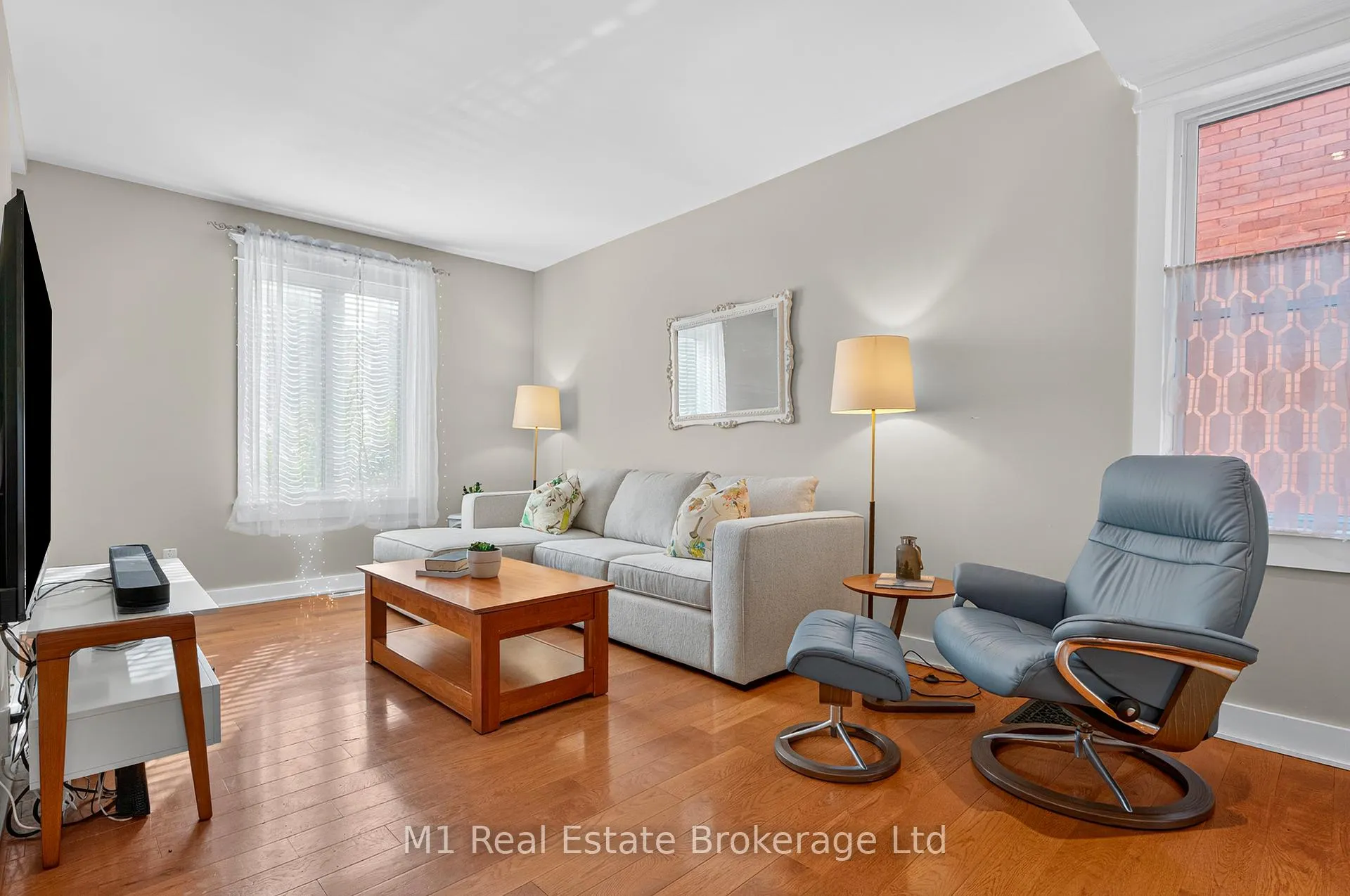 Photo 23 of 60 Howitt Street, Guelph, St. Patrick's Ward — HOMEH
