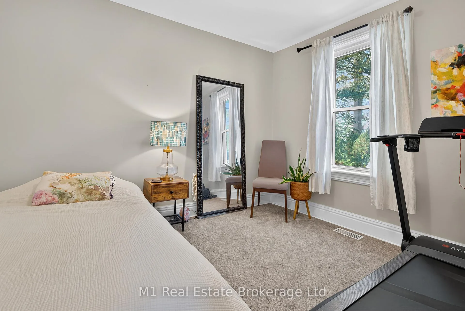 Photo 34 of 60 Howitt Street, Guelph, St. Patrick's Ward — HOMEH