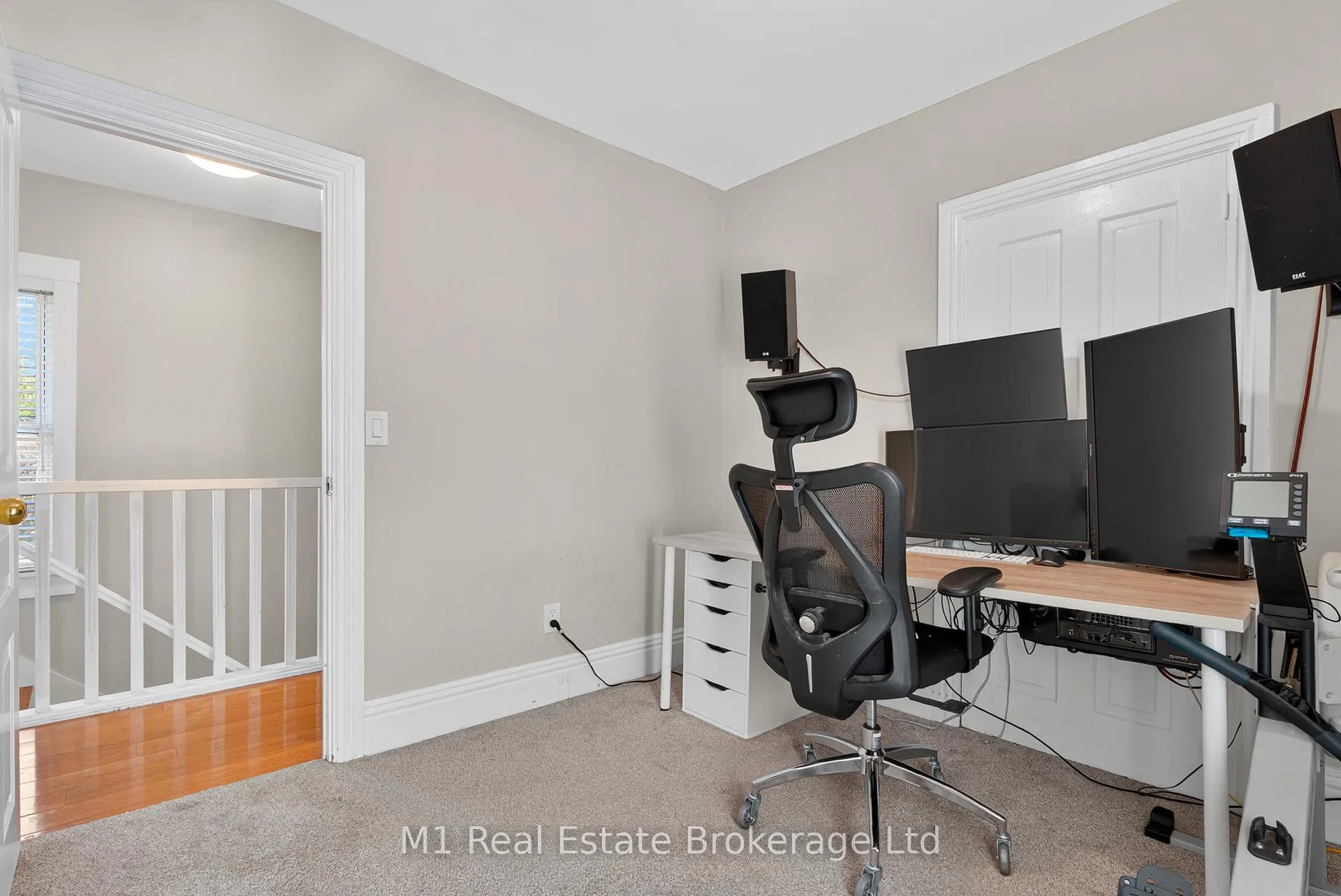 Photo 37 of 60 Howitt Street, Guelph, St. Patrick's Ward — HOMEH