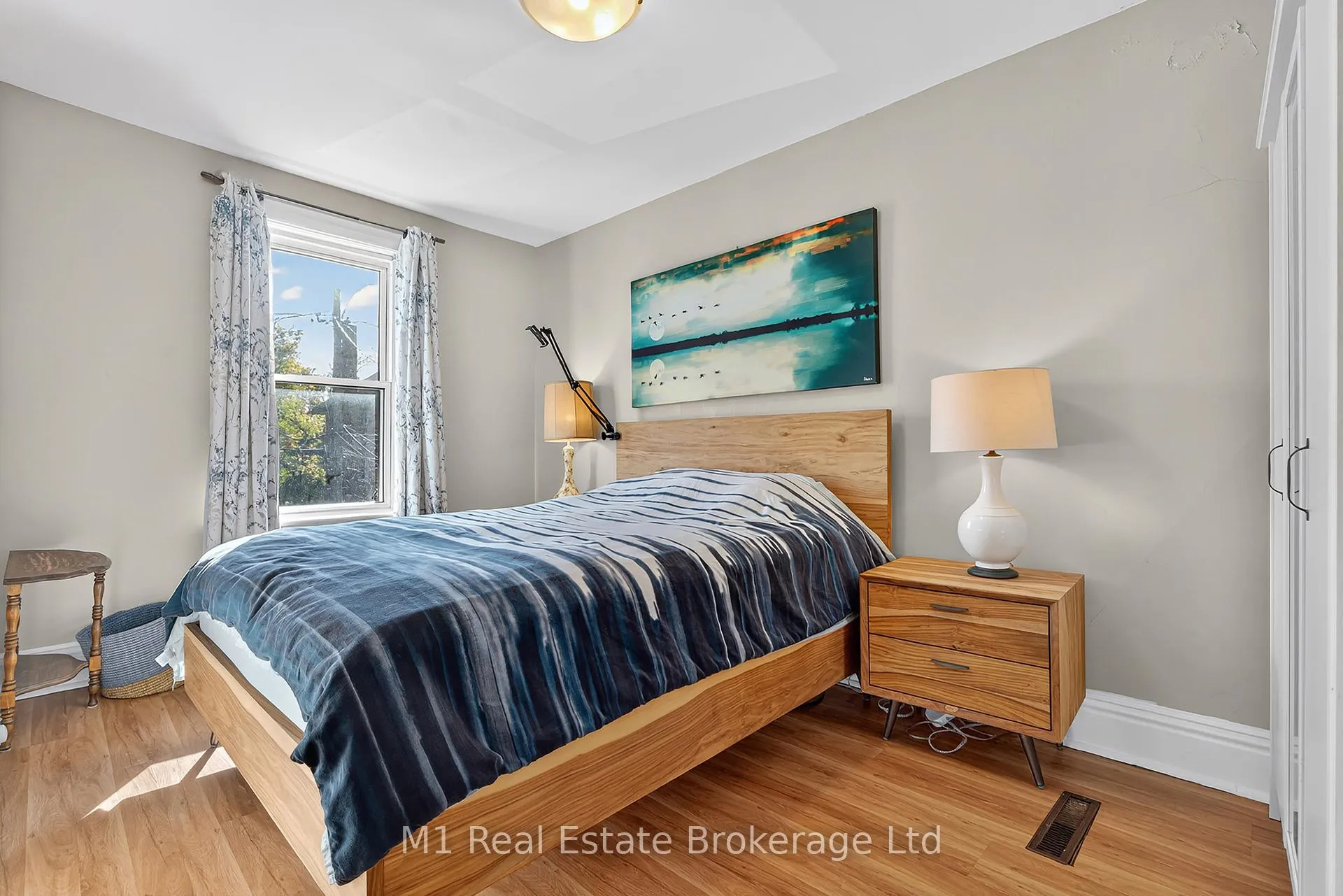 Photo 38 of 60 Howitt Street, Guelph, St. Patrick's Ward — HOMEH