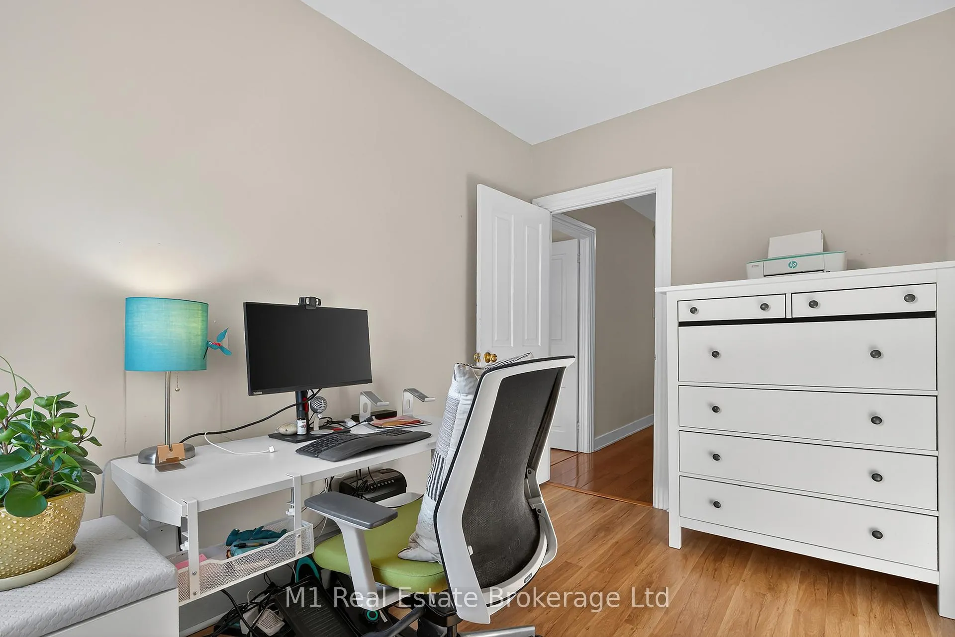 Photo 41 of 60 Howitt Street, Guelph, St. Patrick's Ward — HOMEH