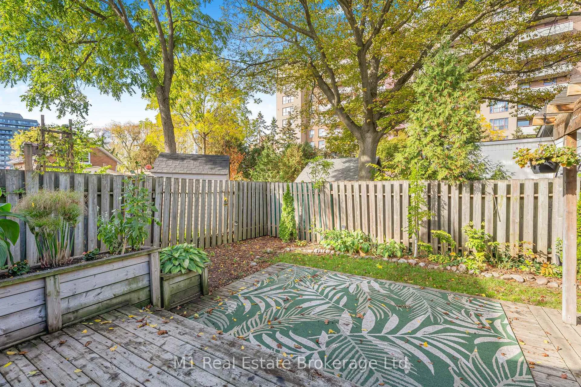 Photo 42 of 60 Howitt Street, Guelph, St. Patrick's Ward — HOMEH