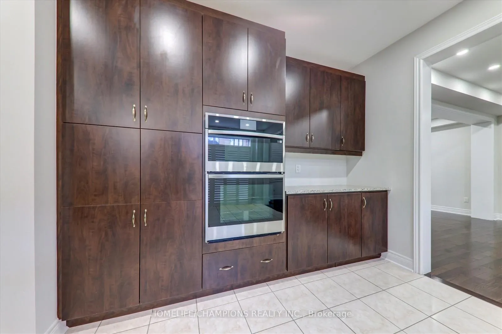 Photo 16 of 21 Vanni Avenue, Markham, Middlefield — HOMEH