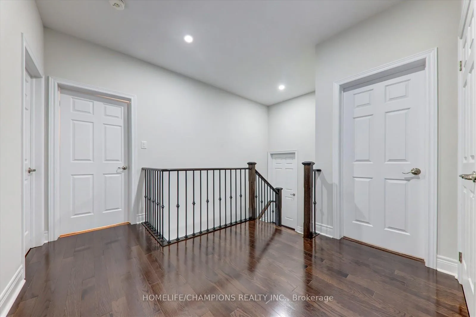 Photo 19 of 21 Vanni Avenue, Markham, Middlefield — HOMEH