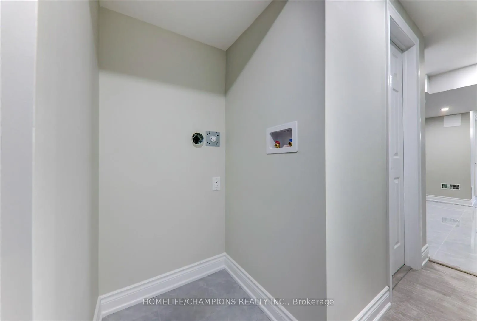 Photo 34 of 21 Vanni Avenue, Markham, Middlefield — HOMEH