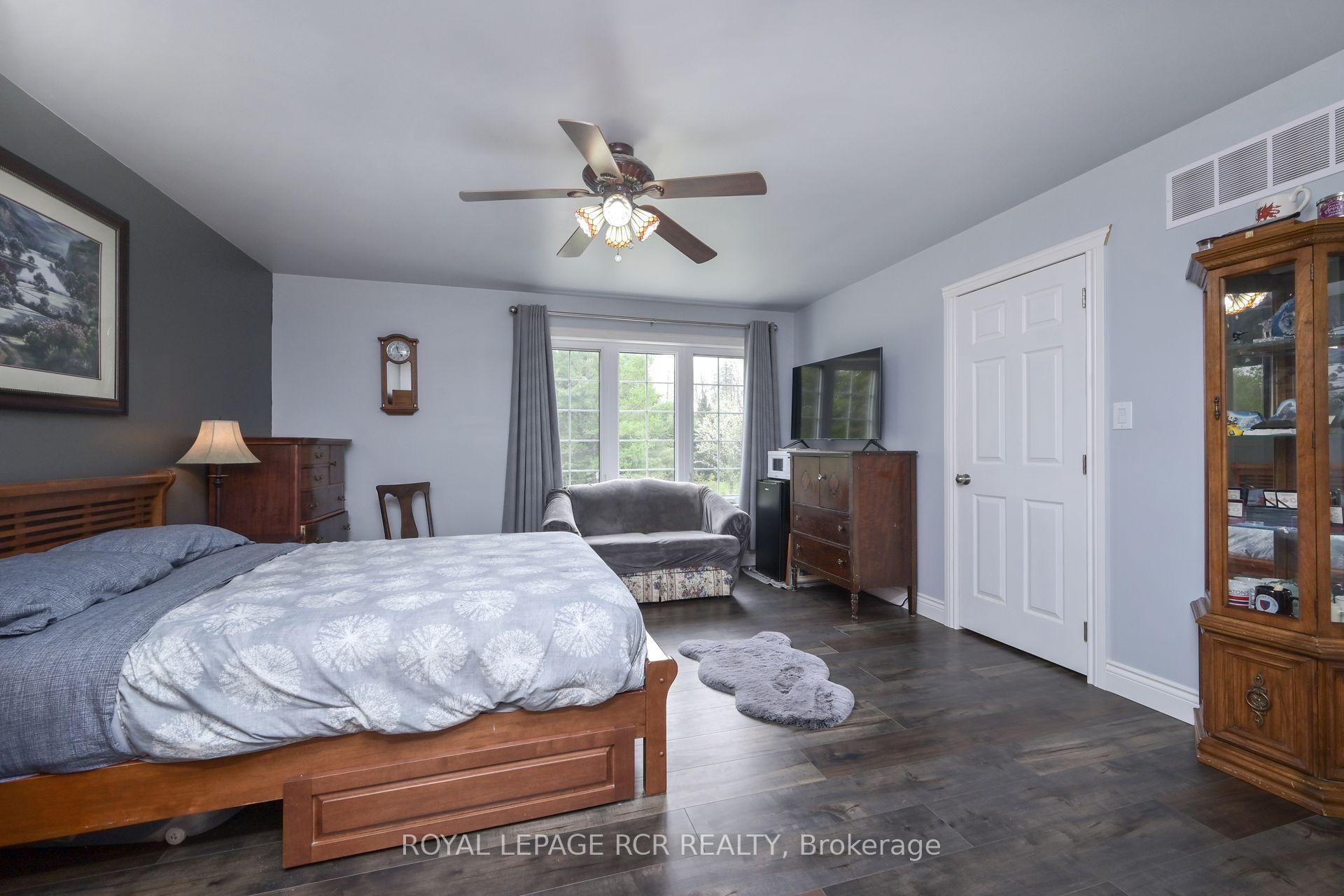 Photo 13 of 8254 8th Line, Essa, Rural Essa — HOMEH