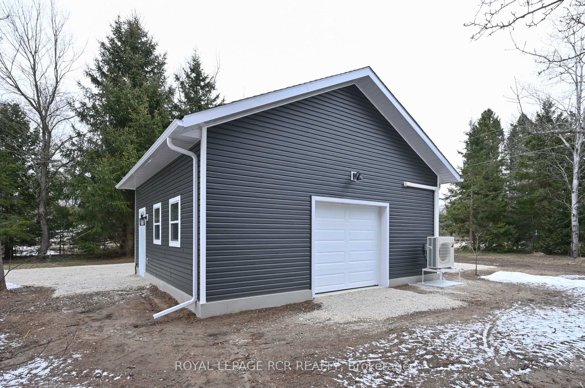 Photo 28 of 8254 8th Line, Essa, Rural Essa — HOMEH