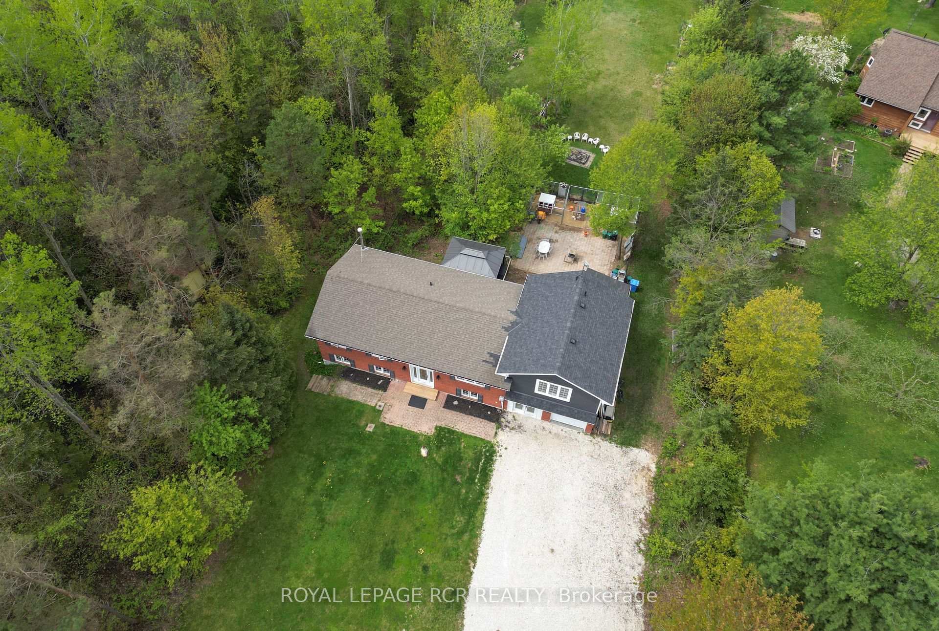 Photo 35 of 8254 8th Line, Essa, Rural Essa — HOMEH