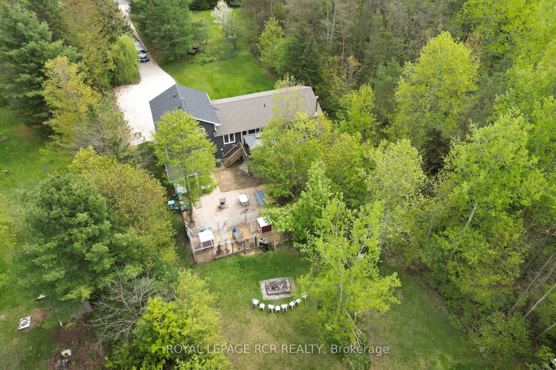 Photo 42 of 8254 8th Line, Essa, Rural Essa — HOMEH