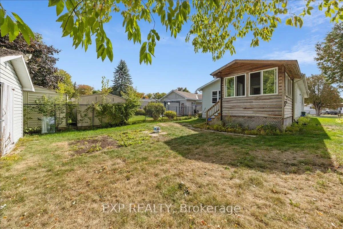 Photo 16 of 1023 Vista Barrett Private, Ottawa, Greely — HOMEH