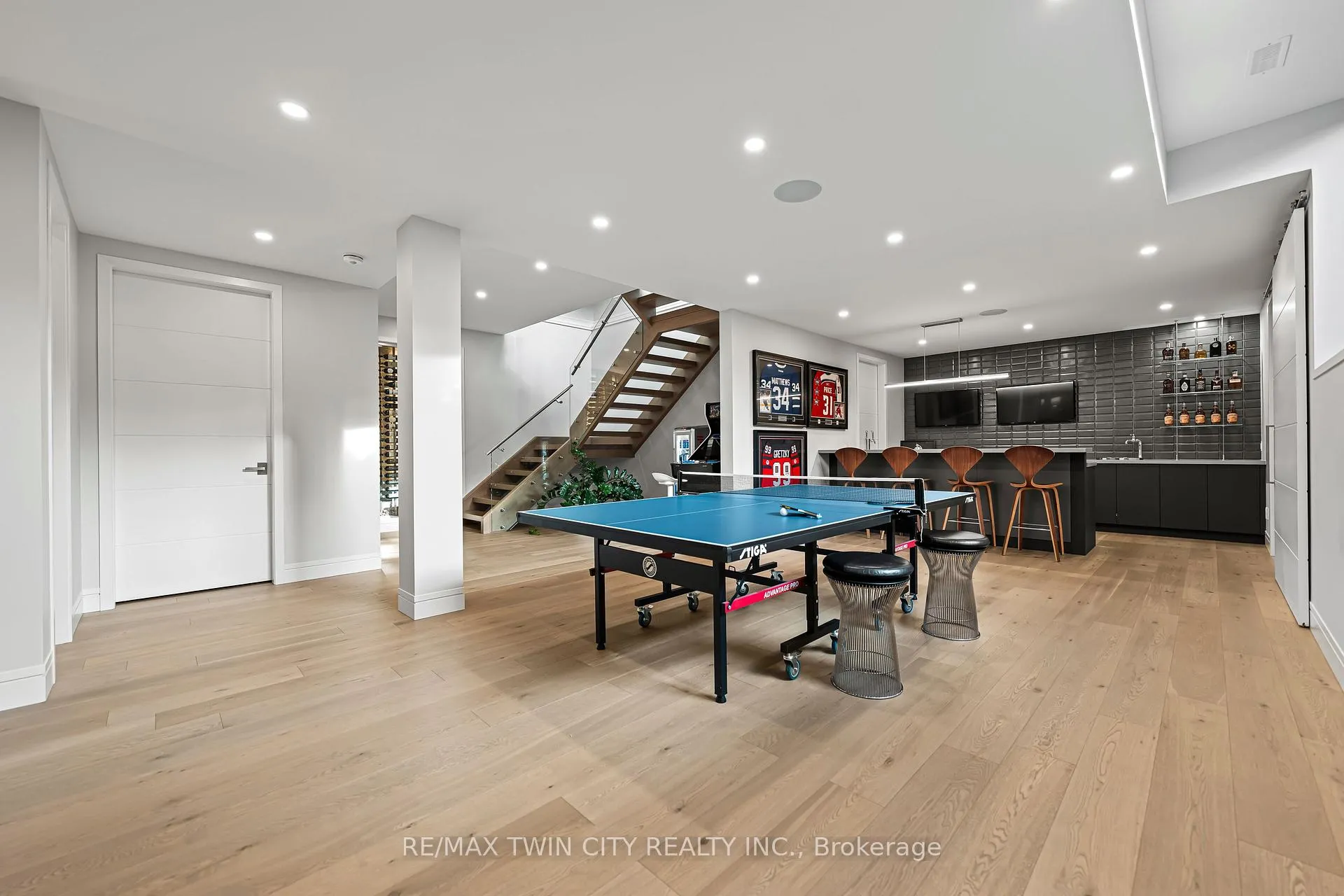 Photo 32 of 1826 Moser Young Road, Wellesley — HOMEH