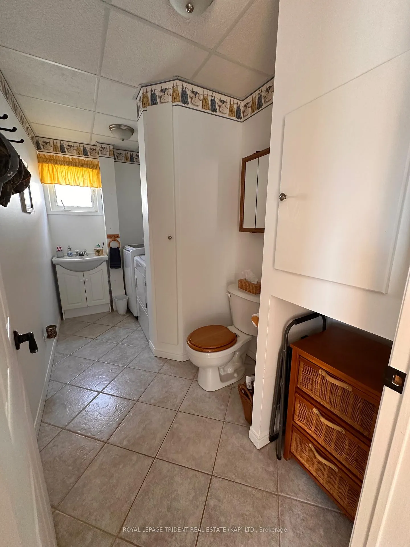 Photo 10 of 7 Spruce Street, Kapuskasing — HOMEH