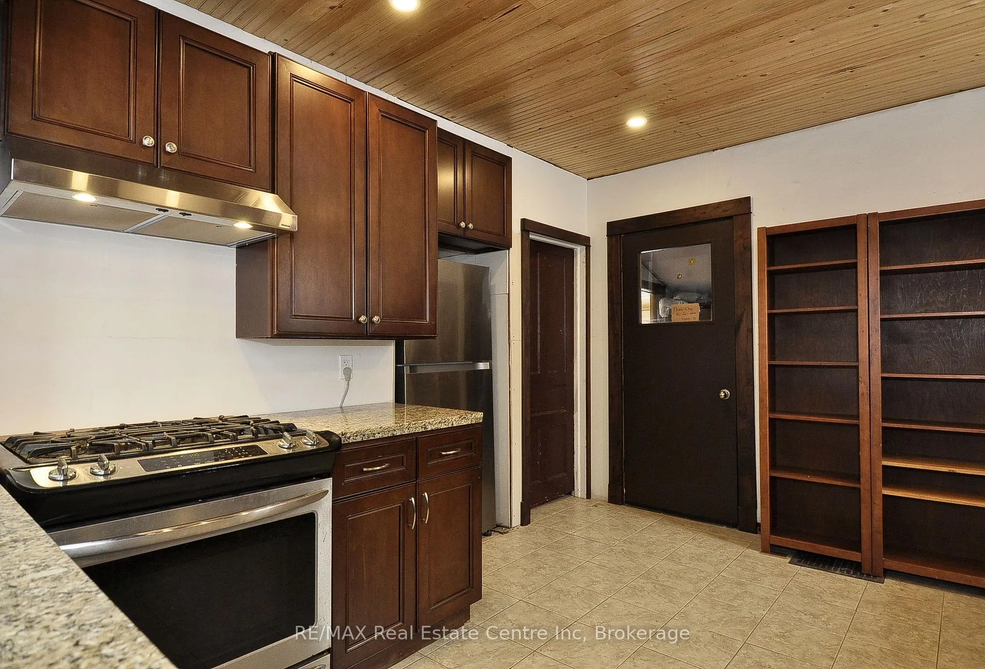 Photo 5 of 141 King Street, Brant, Burford — HOMEH
