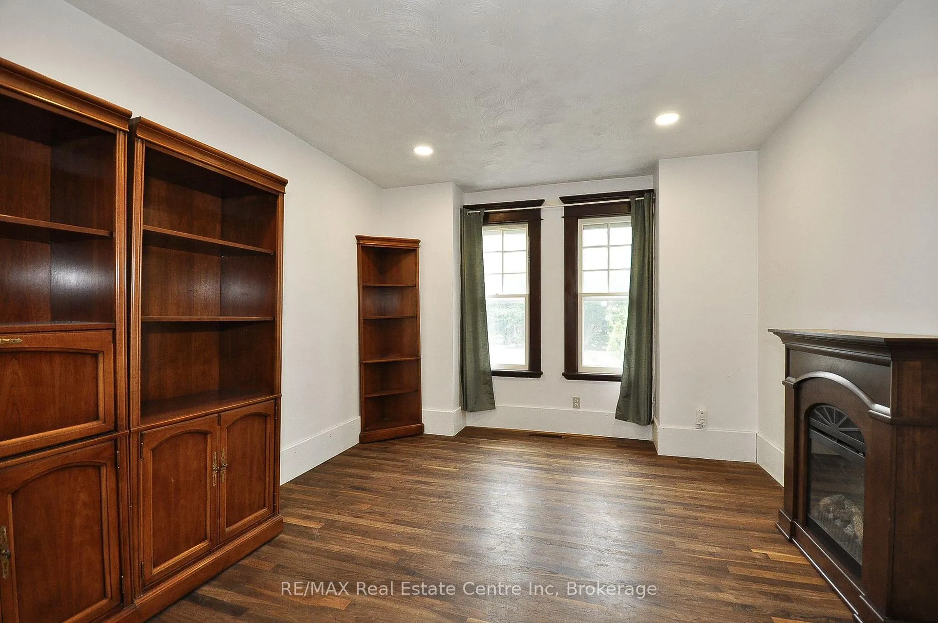 Photo 12 of 141 King Street, Brant, Burford — HOMEH
