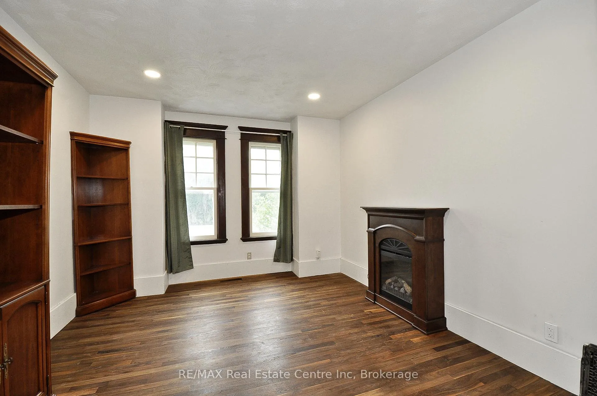 Photo 13 of 141 King Street, Brant, Burford — HOMEH